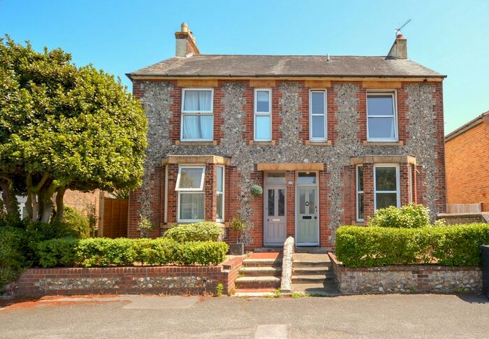 3 Bedroom Semi-Detached House To Rent In Whyke Road, Chichester, PO19