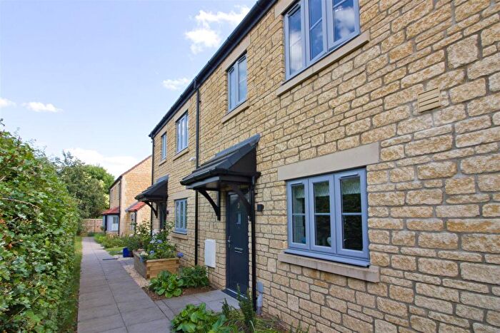 3 Bedroom Terraced House For Sale In Demainbray Close, Great Somerford, SN15