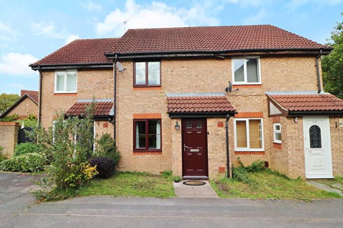 2 Bedroom Terraced House For Sale In Goodlands Vale, Hedge End, SO30