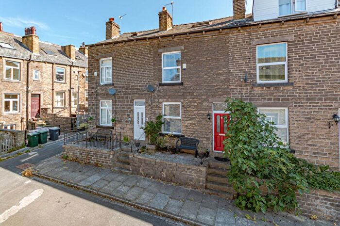 3 Bedroom Terraced House For Sale In Amy Street, Bingley, West Yorkshire, BD16