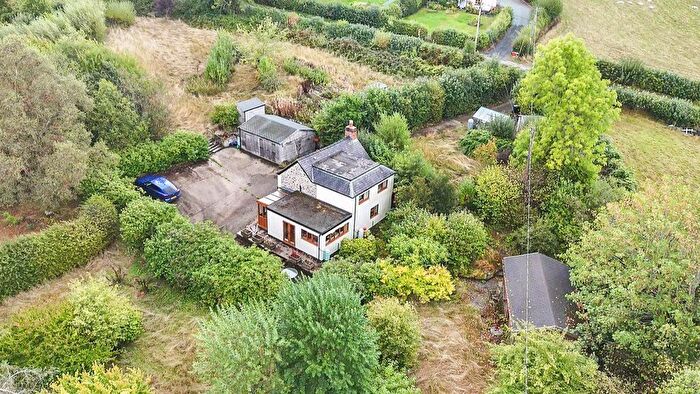 3 Bedroom Cottage For Sale In Pen-Y-Garnedd, Llanrhaeadr Ym Mochnant, Oswestry, SY10