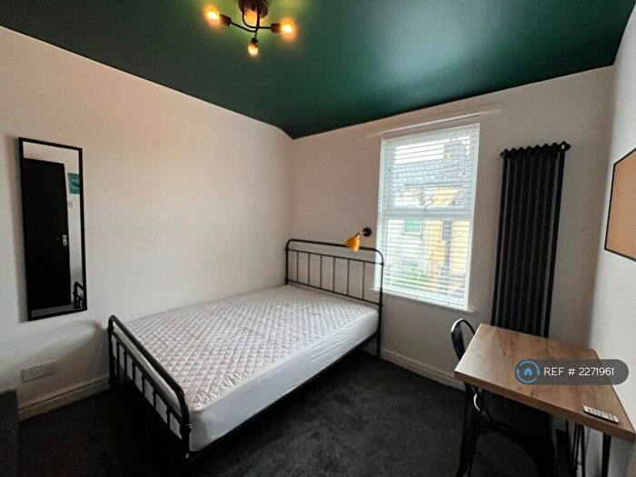 4 Bedroom Semi-Detached House To Rent In Leopold Road, Kensington, Liverpool, L7