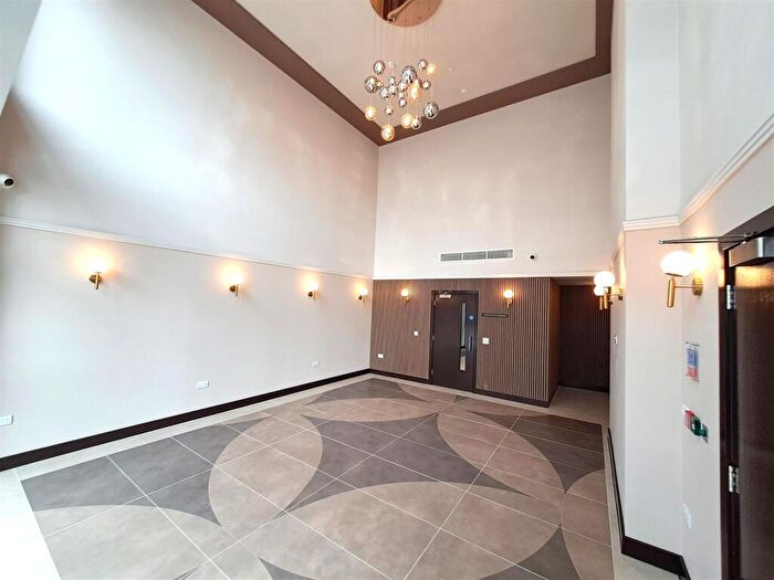 2 Bedroom Flat To Rent In Aquitania, West Waterloo Place, Triskelion Way, L3