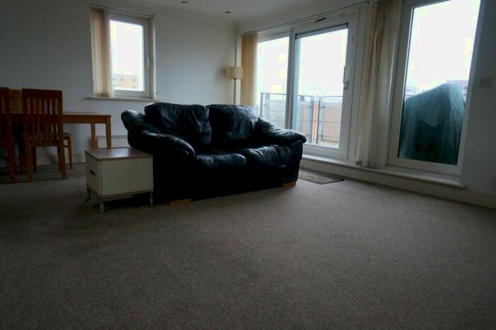 2 Bedroom Flat To Rent In John Street, IP3