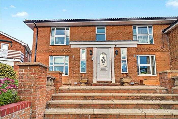 2 Bedroom Apartment To Rent In Tithe Barn Crescent, Old Town, Swindon, SN1