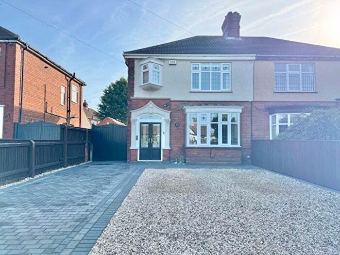 3 Bedroom Semi Detached House For Sale In Clee Road, Cleethorpes, DN35
