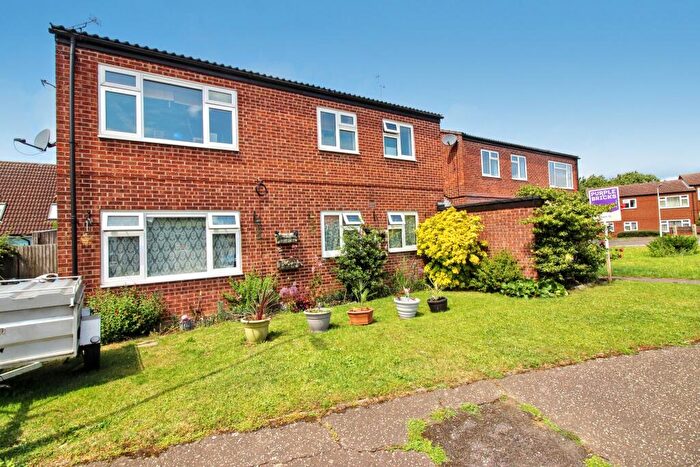 2 Bedroom Apartment To Rent In Montgomery Close, Chelmsford, CM1