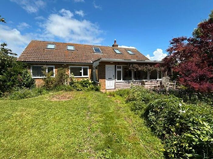4 Bedroom Detached House For Sale In West Street, Selsey, PO20