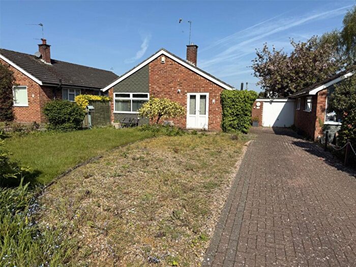 3 Bedroom Bungalow For Sale In Valley Side Road, Norwich, Norfolk, NR1