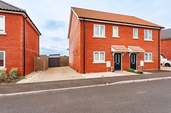 2 Bedroom Semi-Detached House For Sale In Rising Way, Martham, NR29