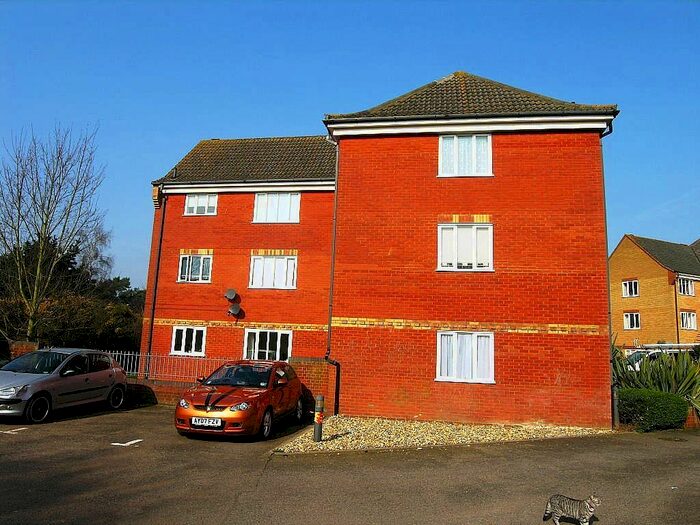 2 Bedroom Flat To Rent In Porter Road, Purdis Farm, Ipswich, IP3