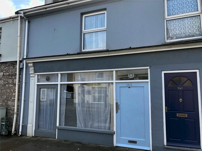 2 Bedroom Flat To Rent In Flat, Main Street, Pembroke, SA71