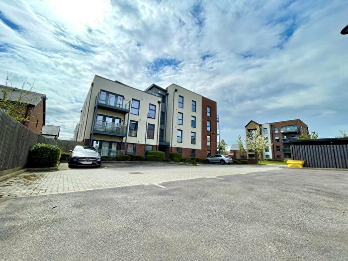 1 Bedroom Apartment To Rent In Oakgrove, Milton Keynes., MK10