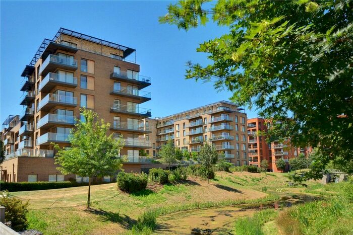 2 Bedroom Flat To Rent In Wallace Court, Tizzard Grove, London, SE3