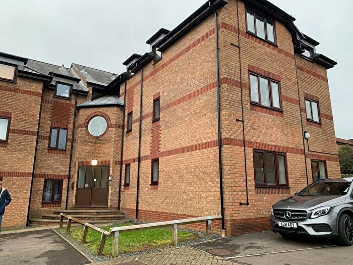 2 Bedroom Flat To Rent In Barnes Court, Whitley Mead, Stoke Gifford, Bristol, BS34