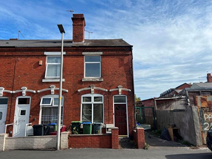 2 Bedroom End Of Terrace House For Sale In Margaret Street, West Bromwich, B70