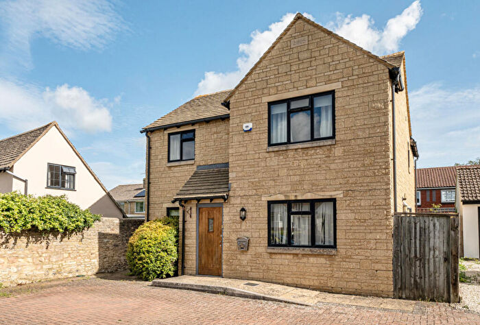 4 Bedroom Detached House For Sale In Station Road, Bishops Cleeve, Cheltenham, Gloucestershire, GL52