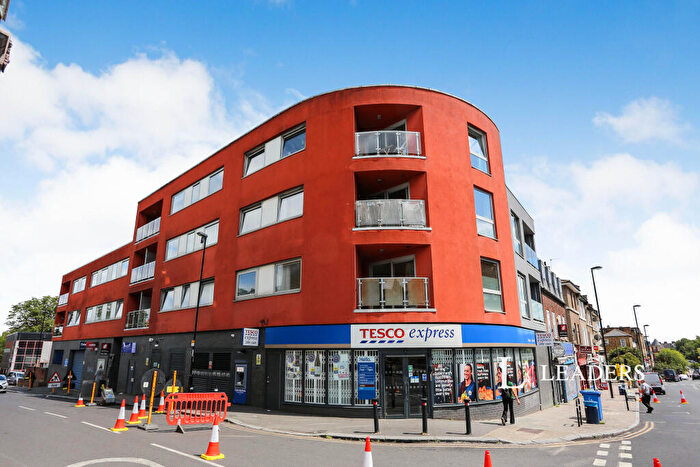 1 Bedroom Flat To Rent In Willow Way, London, SE26