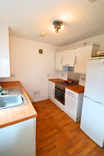 3 Bedroom Terraced House To Rent In Alwyn Street, Liverpool, L17