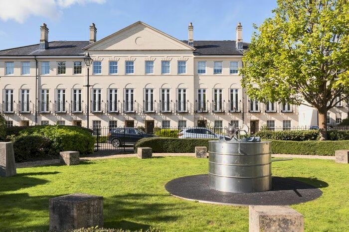 4 Bedroom Town House To Rent In Horstmann Close, Bath BA1