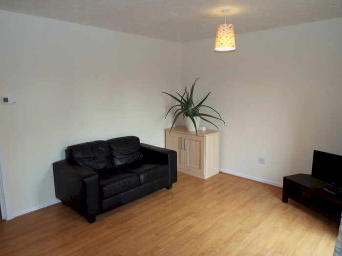 2 Bedroom Apartment To Rent In Shearman Place, Windsor Quay, CF11