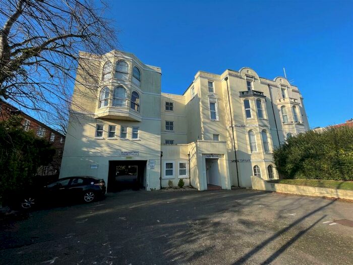 1 Bedroom Flat To Rent In Fairfields, Broadwater Road, Worthing, BN14
