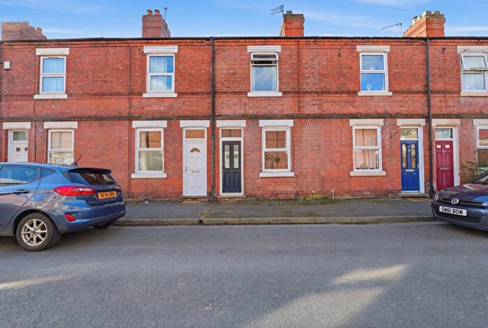 2 Bedroom Terraced House For Sale In Eckington Terrace, Nottingham, Nottinghamshire, NG2