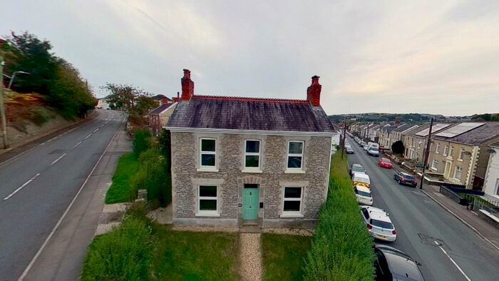 5 Bedroom House To Rent In Alltiago Road, Pontarddulais, Swansea, SA4