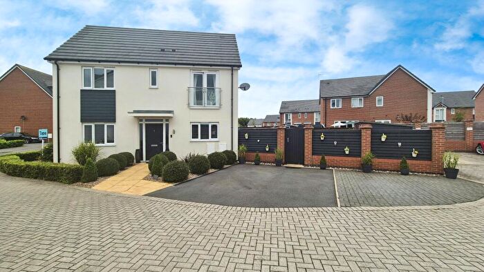 3 Bedroom Detached House For Sale In Levi Smith Close, Trentham, Stoke-on-trent, ST4