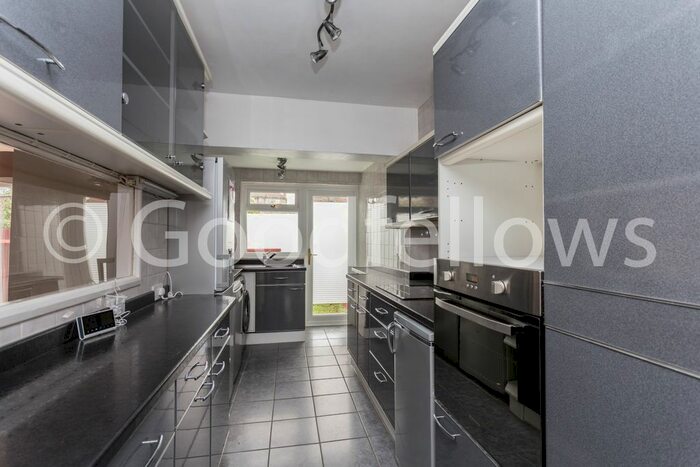 3 Bedroom Terraced House To Rent In Templecombe Way, Morden, SM4