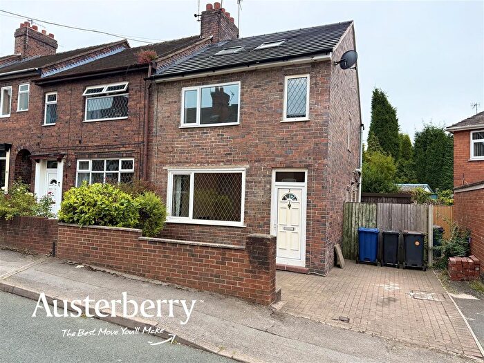 3 Bedroom Town House To Rent In Booth Street, Chesterton, Newcastle, ST5