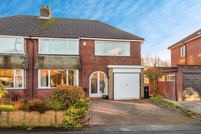 4 Bedroom Semi-Detached House For Sale In Brindle Close, Bamber Bridge, Preston, Lancashire, PR5