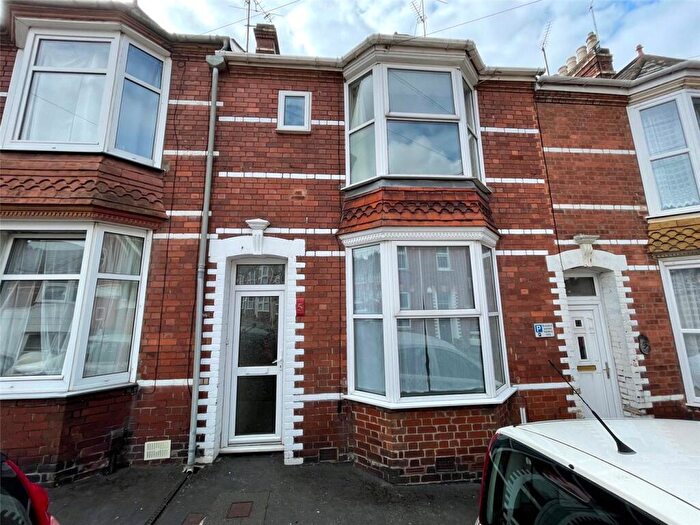 4 Bedroom Terraced House To Rent In Rosebery Road, Exeter, EX4