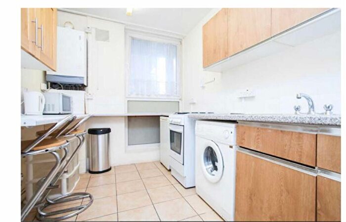 4 Bedroom Flat To Rent In Stanhope Street, Regent's Park, NW1