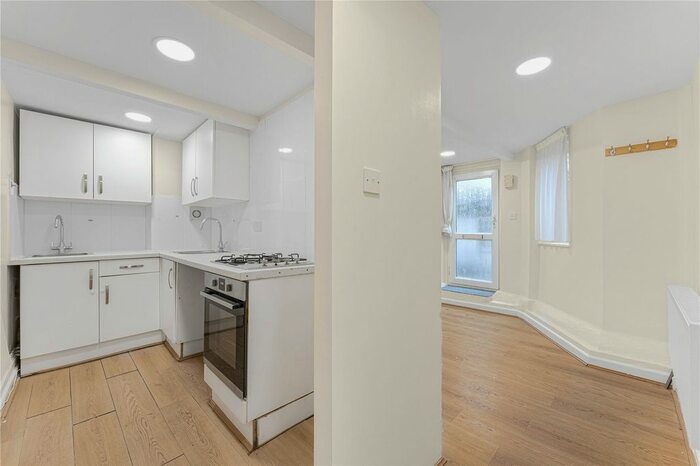 1 Bedroom Flat To Rent In Lynmouth Road, London, N16