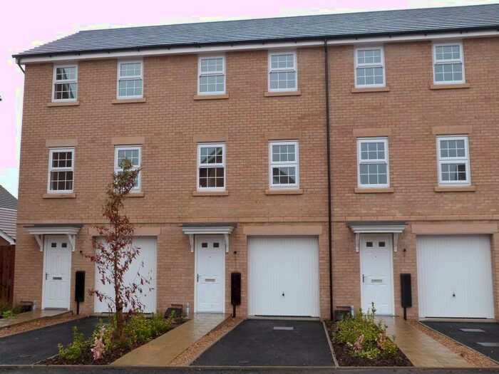 3 Bedroom Town House To Rent In Bradley Drive, Grantham, NG31