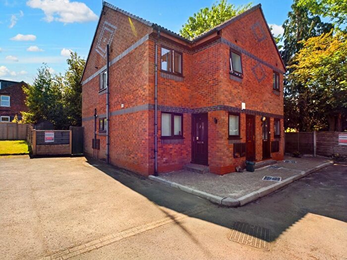 1 Bedroom Flat For Sale In Partridge Court, Buxton Road, Stockport, Cheshire, SK2