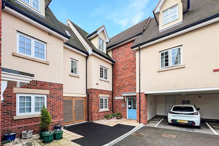 1 Bedroom Apartment To Rent In Brook House, Halstead, CO9