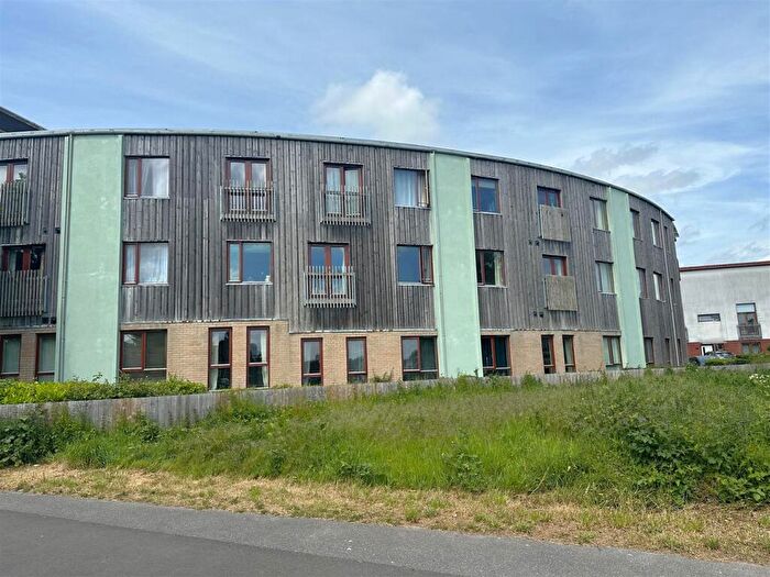 1 Bedroom Apartment For Sale In Great Mead, Chippenham, SN15