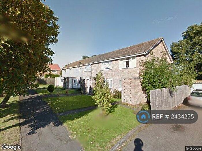 2 Bedroom Flat To Rent In Brailes Drive, Sutton Coldfield, B76