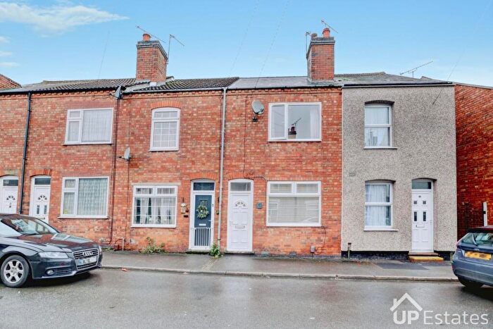2 Bedroom Terraced House For Sale In William Street, Bedworth, CV12