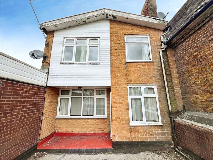 3 Bedroom Maisonette To Rent In High Street, Egham, Surrey, TW20