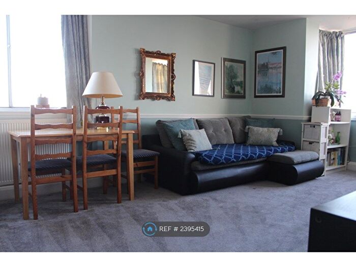 1 Bedroom Flat To Rent In Cumberland Court, Croydon, CR0