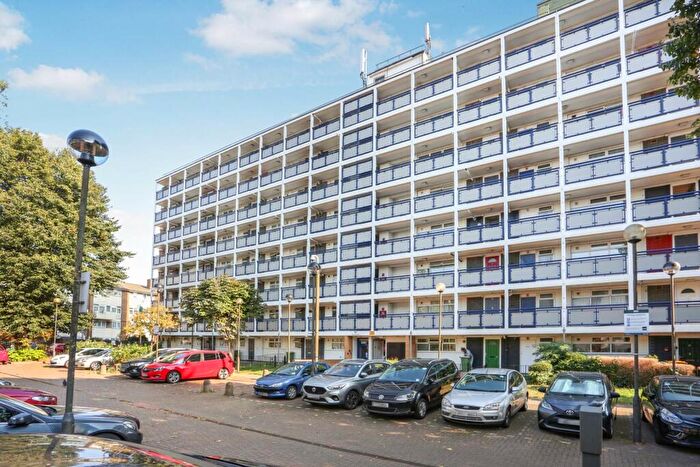 1 Bedroom Apartment To Rent In Hermit Road, Canning Town, E16