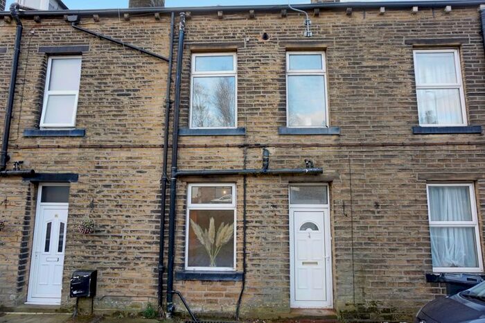 2 Bedroom Terraced House To Rent In Regent Place, Sowerby Bridge HX6