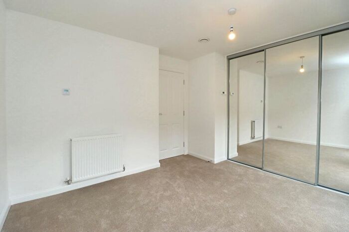 2 Bedroom End Of Terrace House To Rent In Kilpatrick Grove, Edinburgh, EH6
