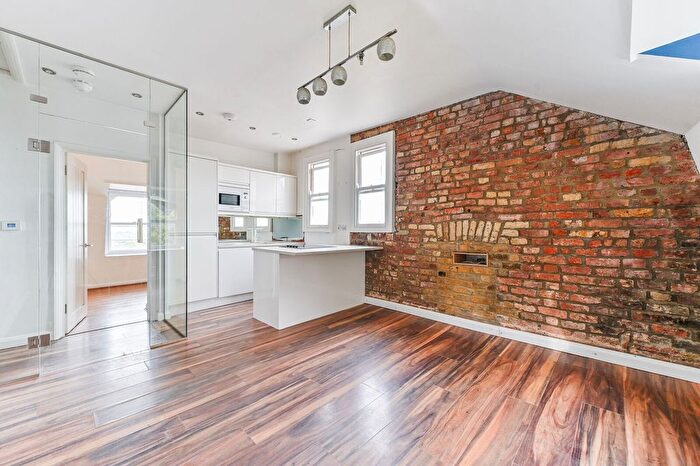 2 Bedroom Flat For Sale In The Heights, Beauchamp Road, London, Crystal Palace, London, SE19