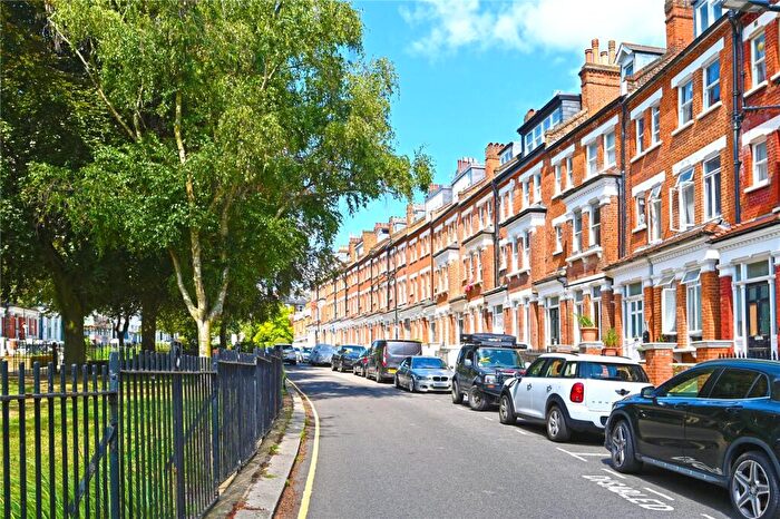 2 Bedroom Apartment For Sale In Primrose Gardens, Belsize Park, London, NW3