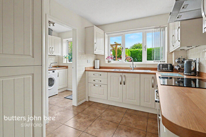 4 Bedroom Detached House For Sale In Ashmore Drive, Stafford, ST20