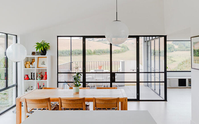 5 Bedroom Detached House For Sale In Lyndale, Thorverton, Devon, EX5